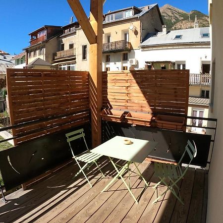 Maison Neuve Proche De Barcelonnette Jausiers Eksteriør billede