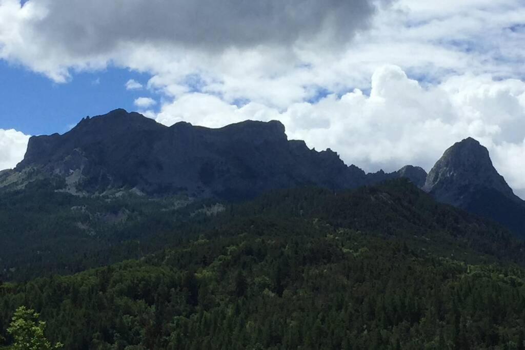 Maison Neuve Proche De Barcelonnette Jausiers Eksteriør billede